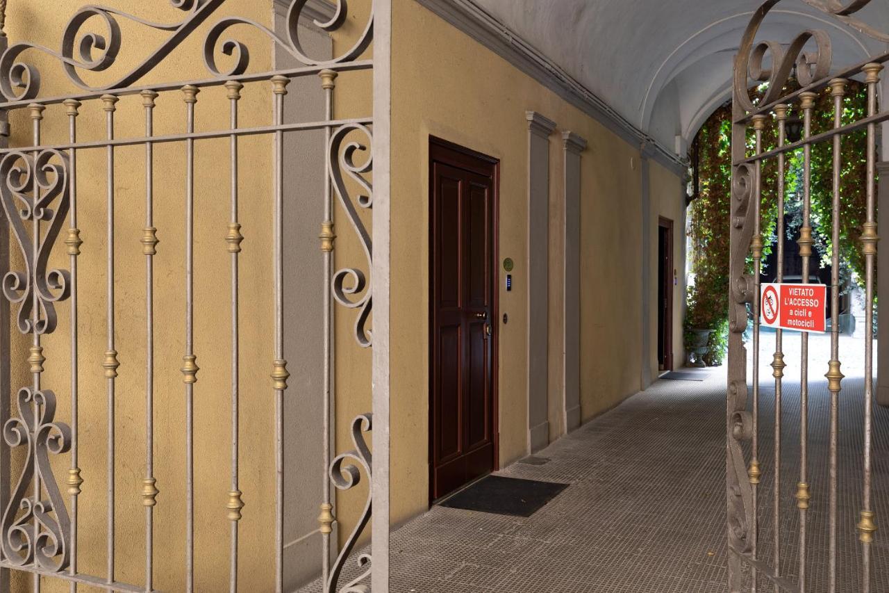 Palazzo Liberati Apartments Parme Extérieur photo